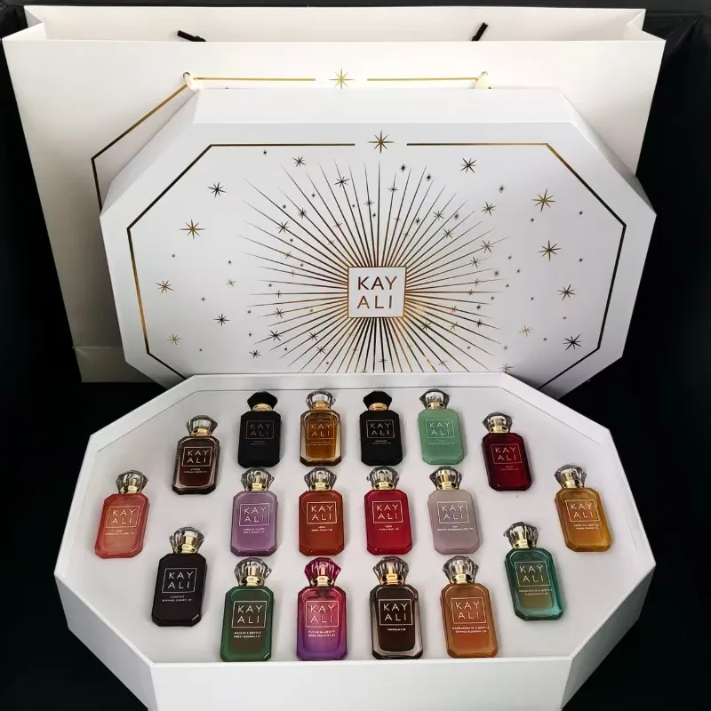 Travel Accessories Ideas - Set de 18 Mini Perfumes en